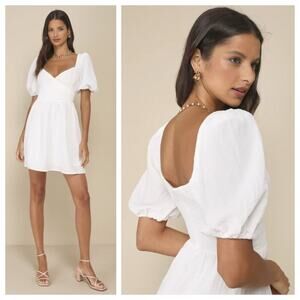 NWT Lulus Women's Little Bit In Love Surplice Puff Sleeve Mini Dress Size M